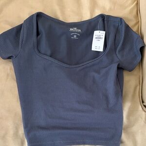 Hollister Women's Ribbed Navy Crop Top
